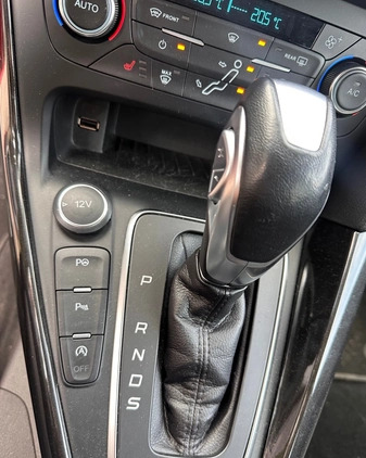 Ford Focus cena 41900 przebieg: 111500, rok produkcji 2018 z Wejherowo małe 137